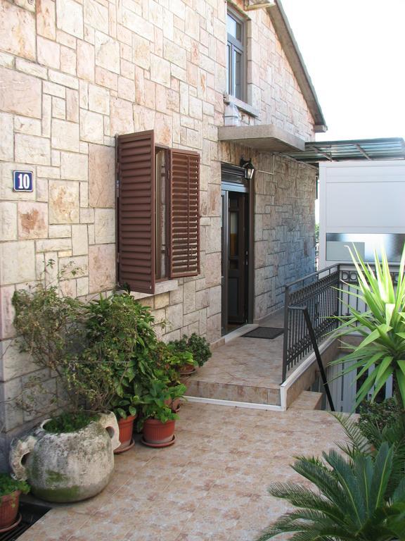 Guest House Ivo Jovanovic スヴェティ・ステファン エクステリア 写真